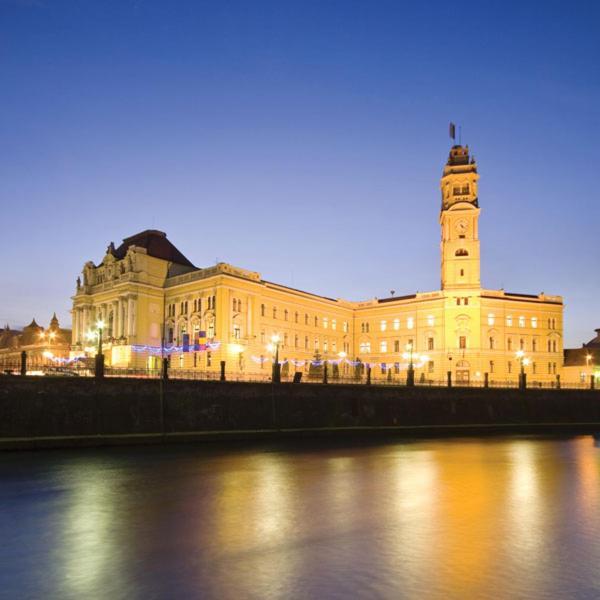 Transylvania House Central Medieval City Apartamento Oradea Exterior foto